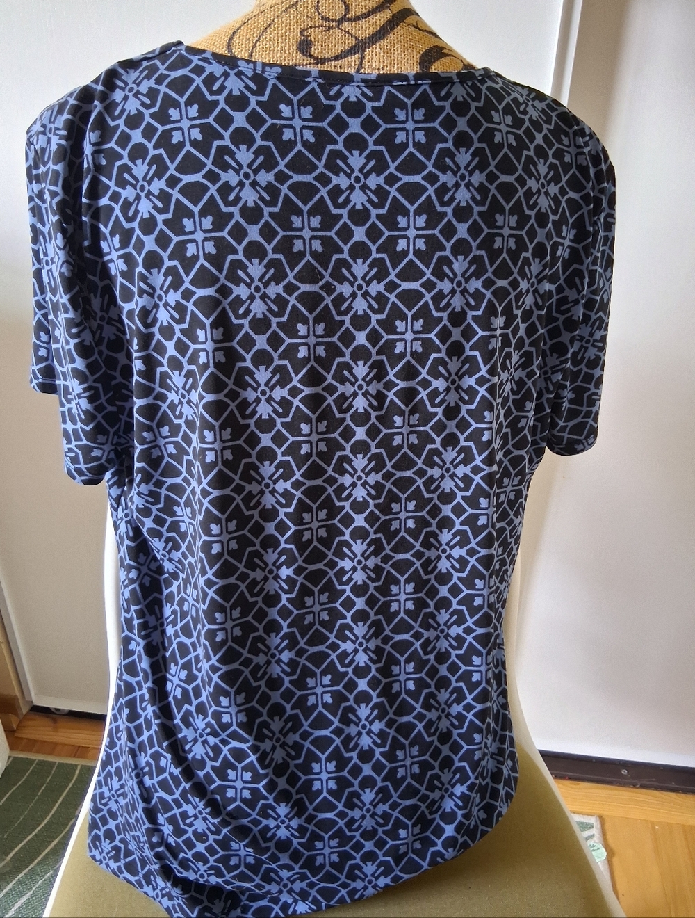 Croft & Barrow Stretchy Short Sleeve Casual Smart blouse - Picture 2 of 5
